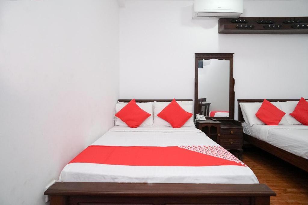 Shirantha Hotel Galle Buitenkant foto