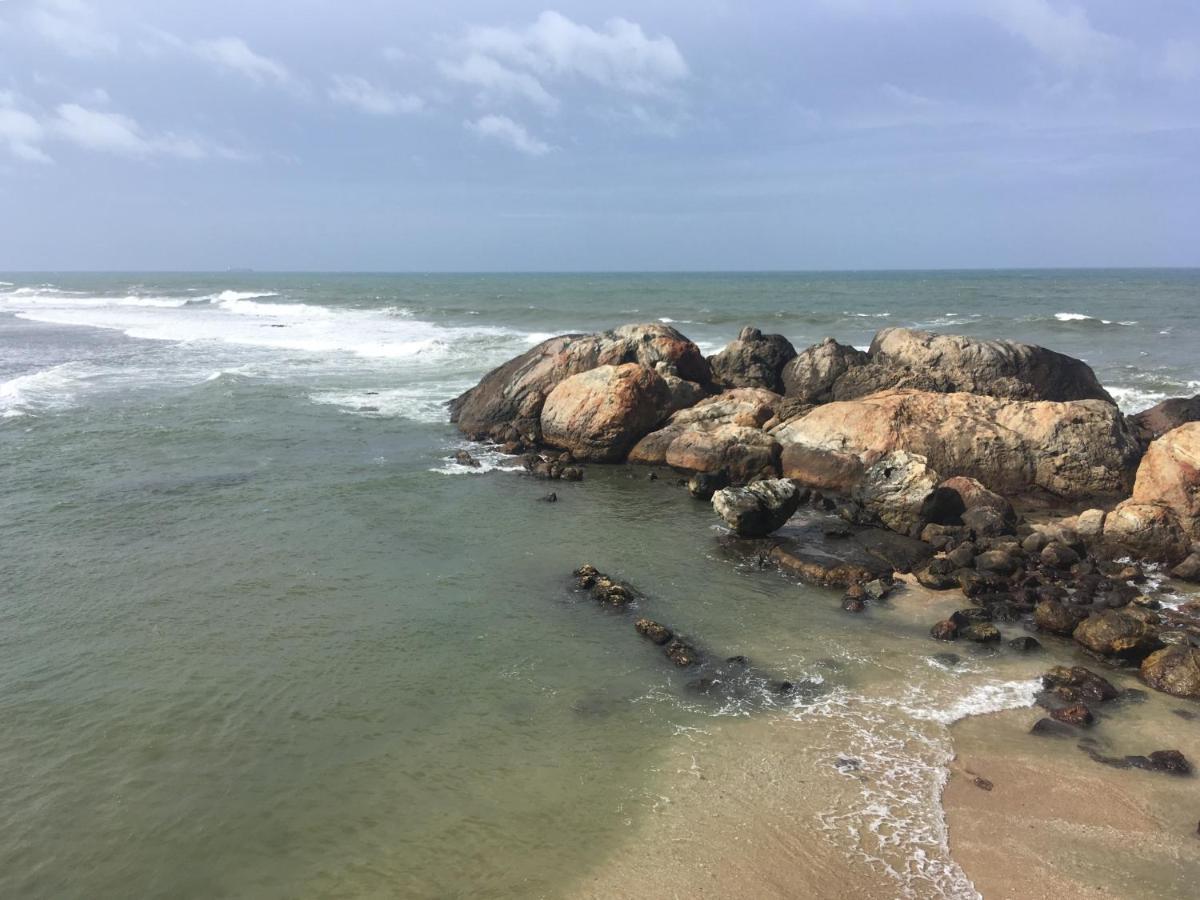 Shirantha Hotel Galle Buitenkant foto